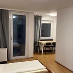 Hotel Im Natur Mit Eigene Kueche Bad Balkon Parkplatz Netflix