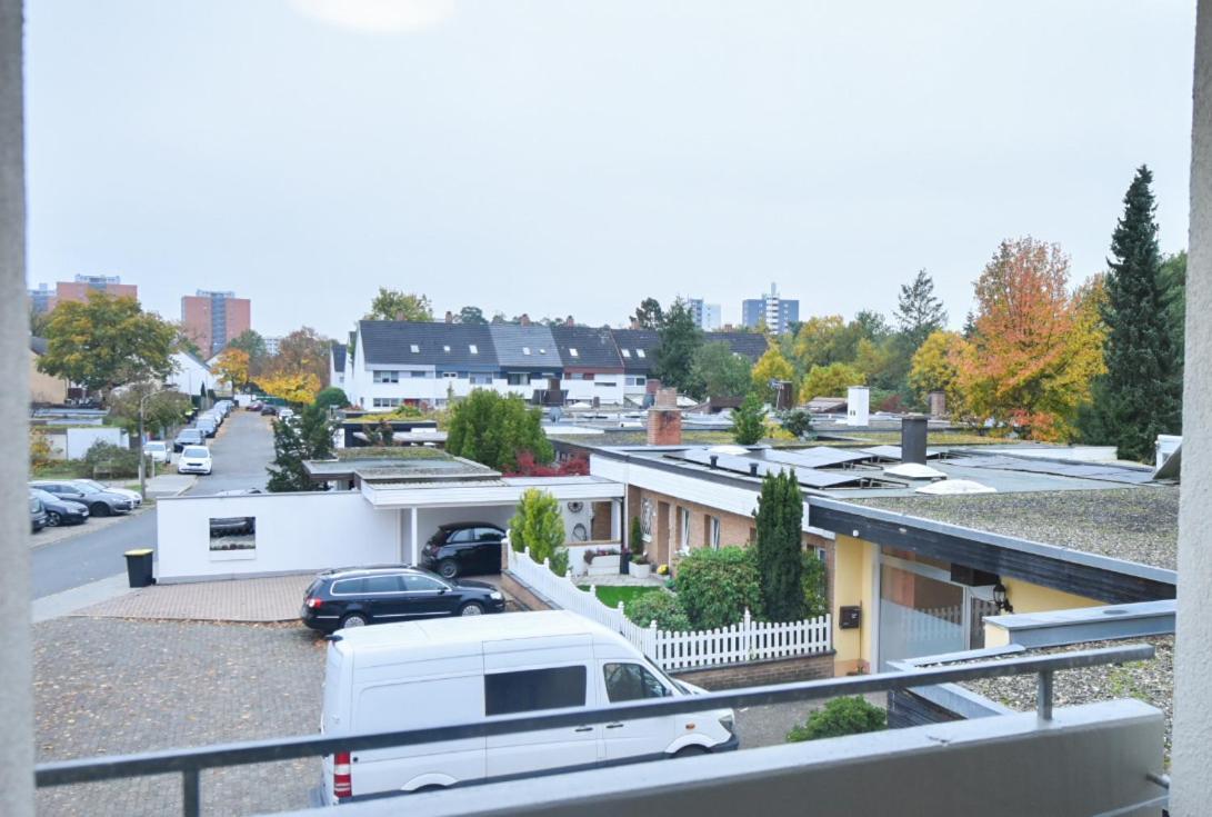 Im Mit Eigene Kueche Bad Balkon Parkplatz Netflix * Nürnberg